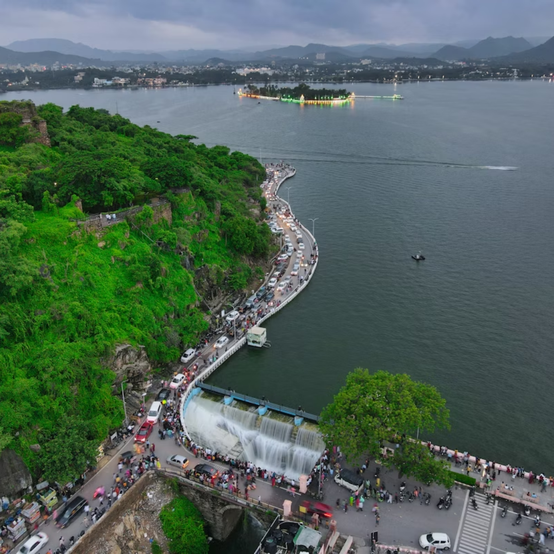 Fateh Sagar Lake with Nehru Garden island — a scenic escape just north of Lake Pichola